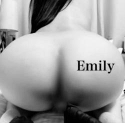 Emily's selfie