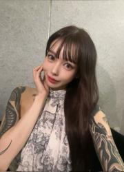 Karen's selfie