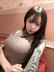 Karen's selfie