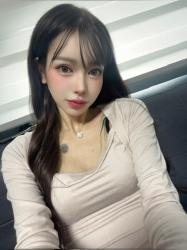 Karen's selfie