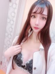 Reika's selfie
