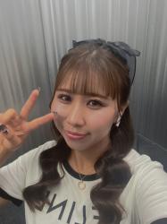 Moe's selfie